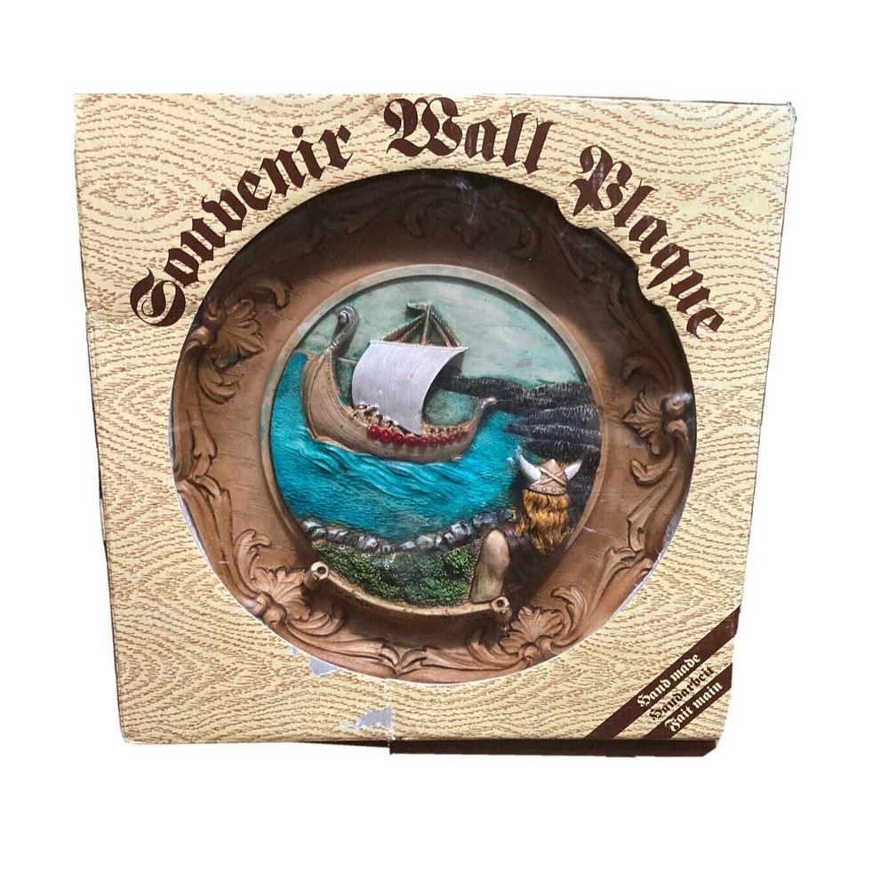 Wandteller Assiettes Murales Handmade wall plaque viking ship. Sverige Sweden.